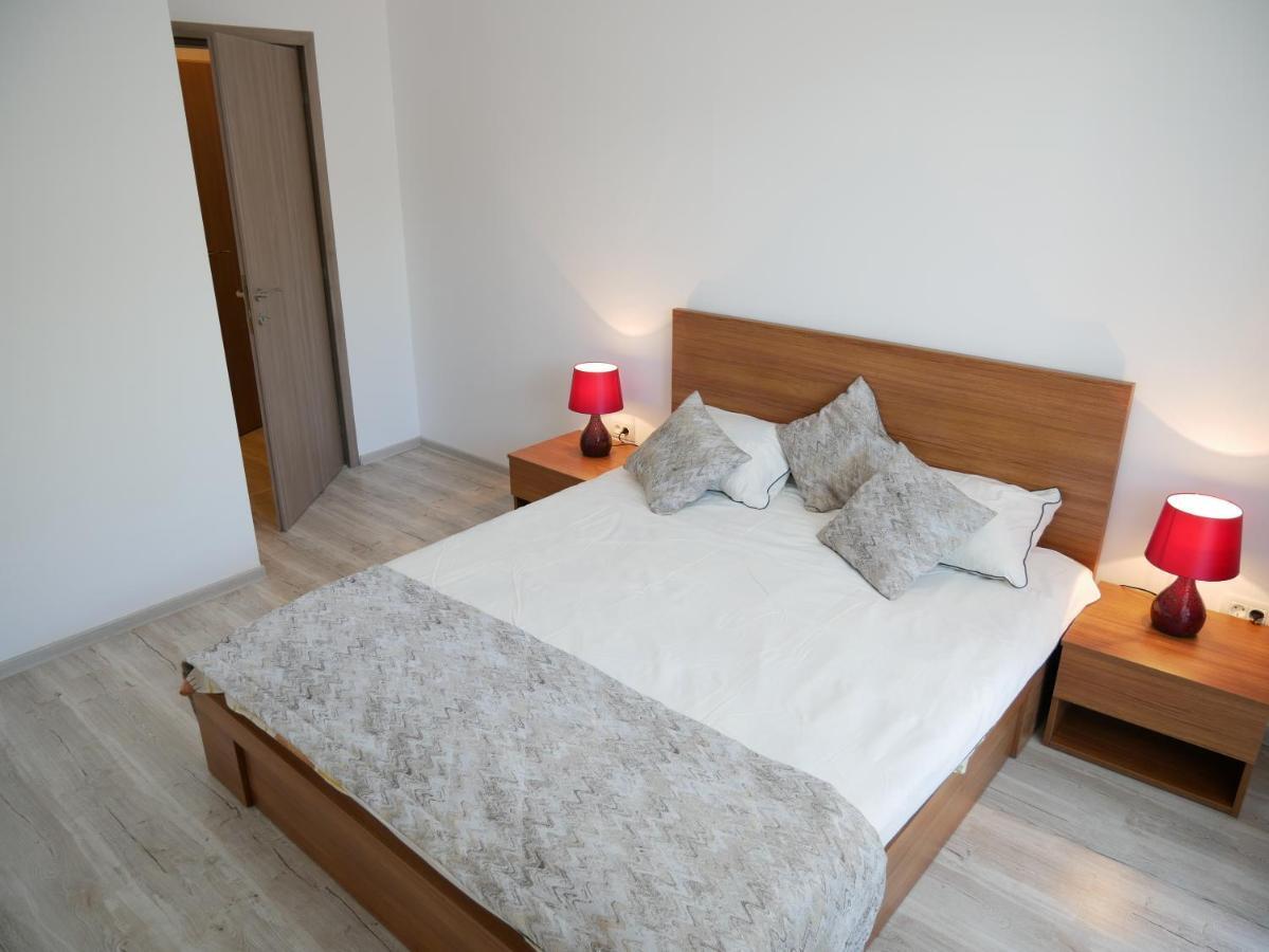 Riky Apart Mountain View Apartment Sinaia Exterior photo
